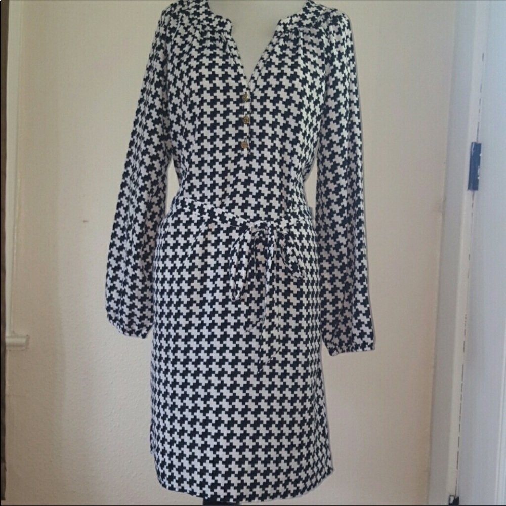 Mud Pie Long Sleeved black and White Dress Medium